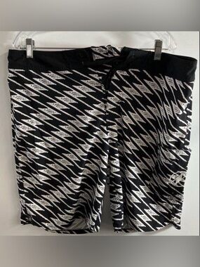 Manaola Surf Shorts size 38